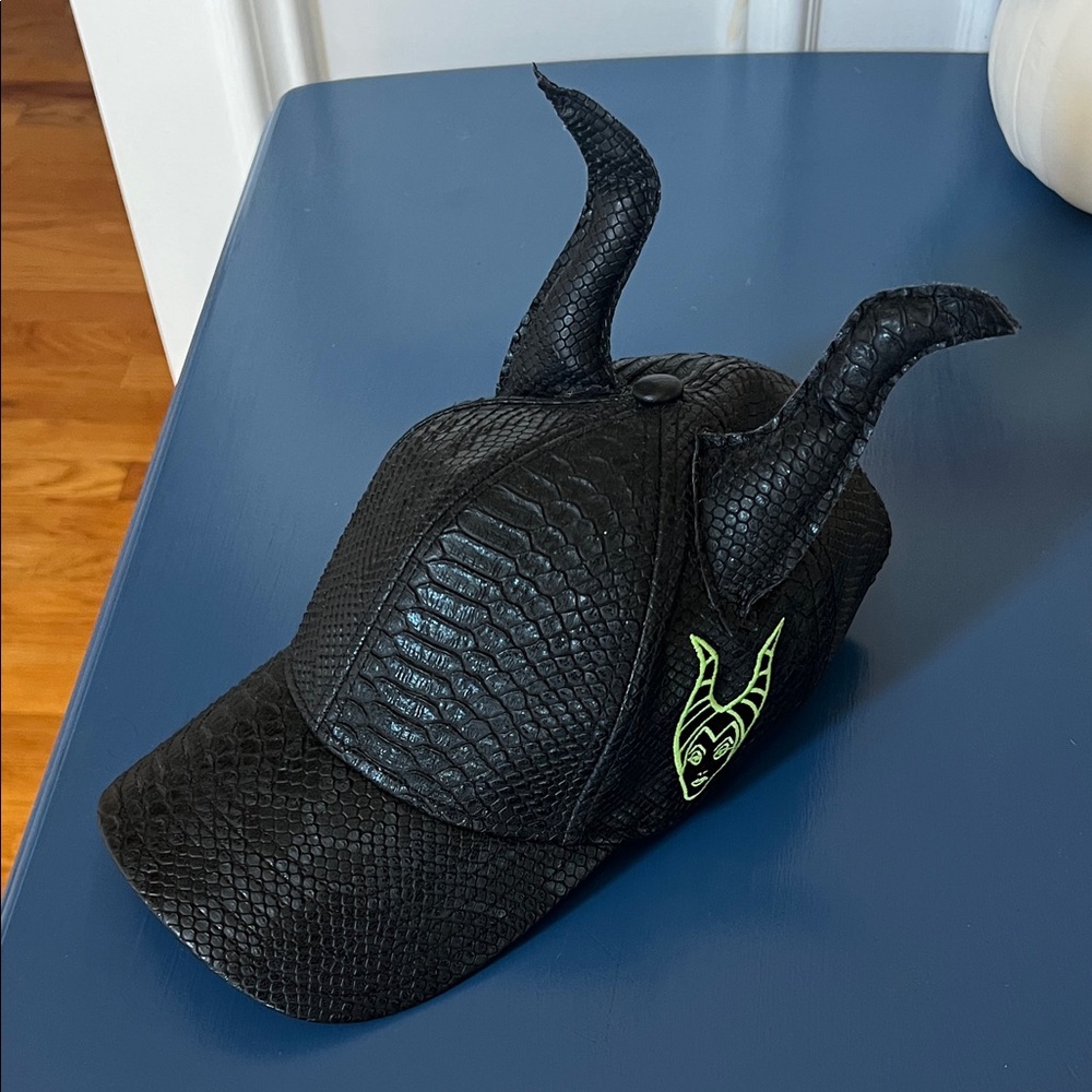 Black Villains Horned Cap